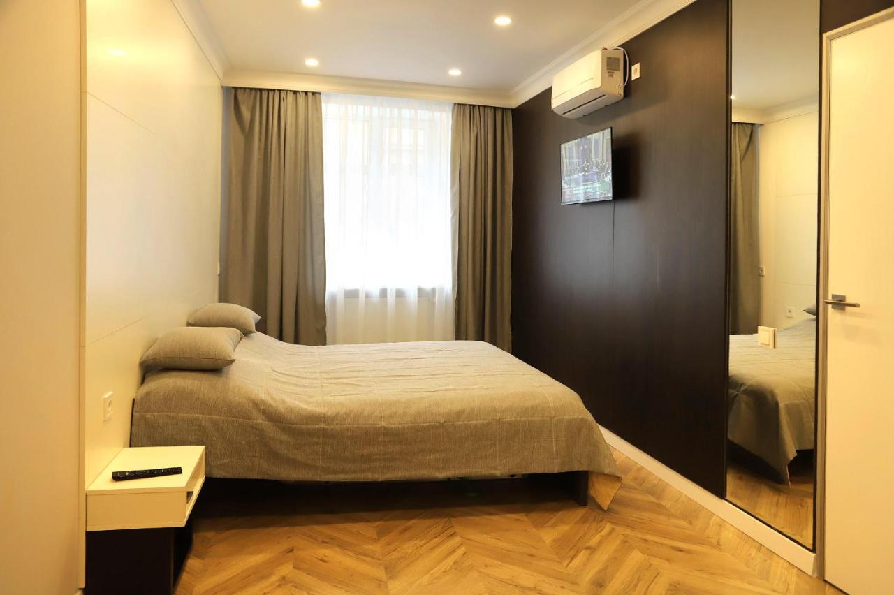 Historical Centre Apartments Lviv Buitenkant foto