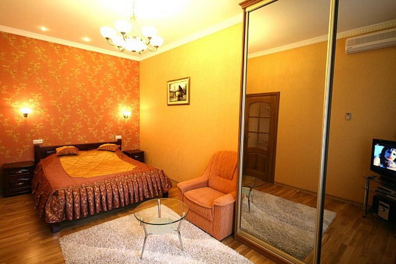 Historical Centre Apartments Lviv Buitenkant foto
