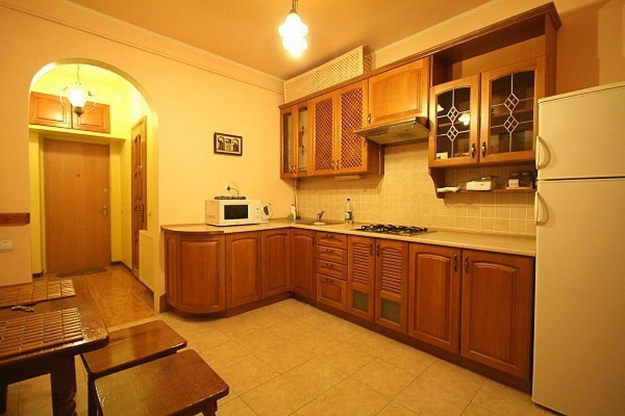 Historical Centre Apartments Lviv Buitenkant foto